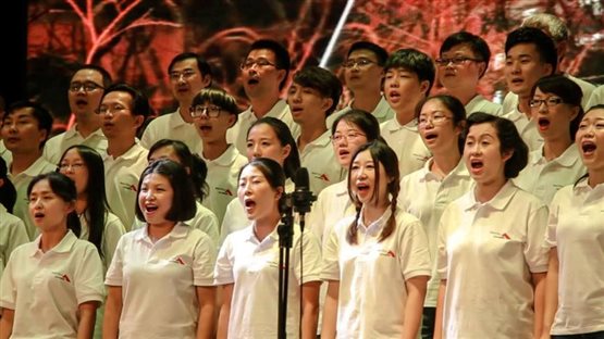 C:\Users\Lenovo\Desktop\杏色
大合唱\杏色
大合唱\合唱.jpg